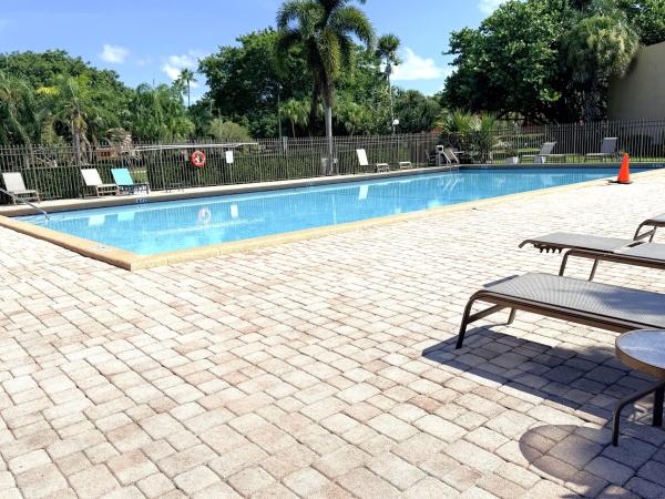 Banyan Lake, 8344 Trent Ct #B, Boca Raton, Florida 33433, image 3
