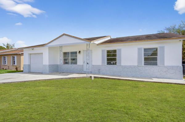 North Lauderdale Village, 405 SW 78th Ter, North Lauderdale, Florida 33068, image 2