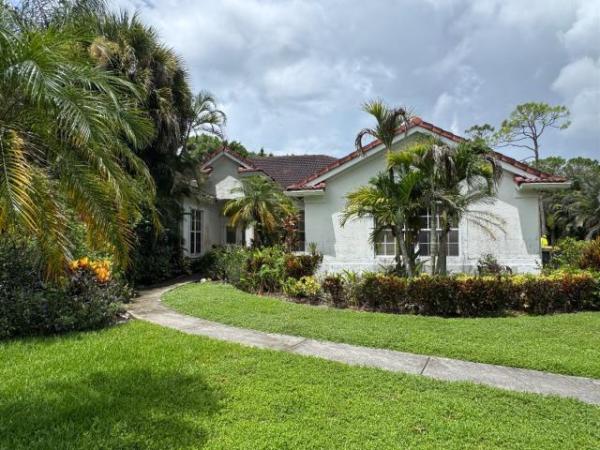 18554 SE Old Trail Dr, Jupiter, Florida 33478, image 3