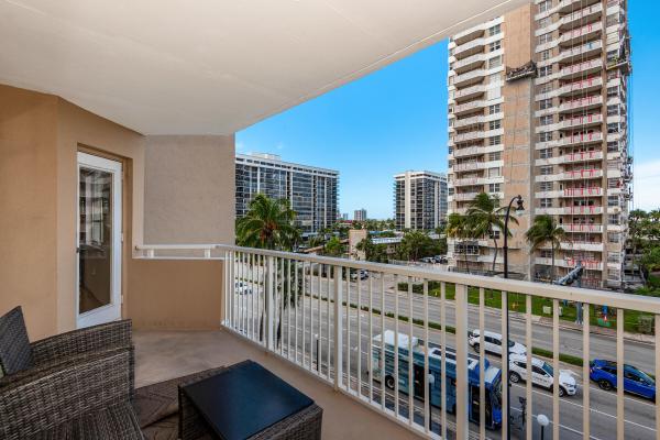 The Hemispheres, 1980 S Ocean Dr #3P, Hallandale Beach, Florida 33009, image 1