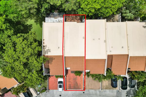 731 E Coco Plum Cir #4, Plantation, Florida 33324, image 1