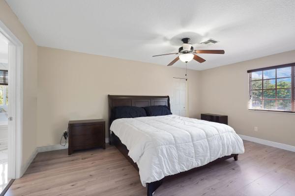 Cinnamon Ridge Estates At Honeywoods, 911 SW 87th Ave, Pembroke Pines, Florida 33025, image 2