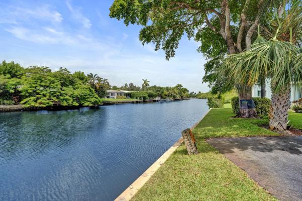 River Manor, 3004 NE 5th Ter #107-C, Wilton Manors, Florida 33334, image 2