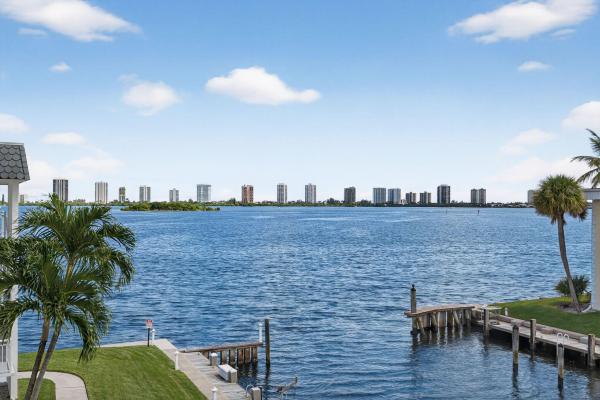 Shore Club, 110 Shore Ct #301, North Palm Beach, Florida 33408, image 3