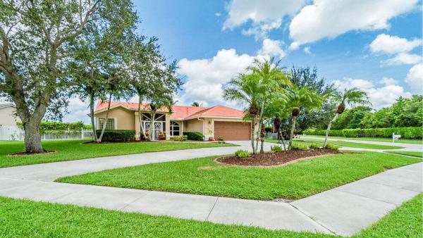 10850 Paso Fino Dr, Lake Worth, Florida 33449, image 3