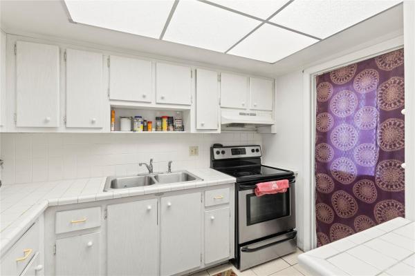 Margate Gardens, 5800 W Margate Blvd #346-3, Margate, Florida 33063, image 2