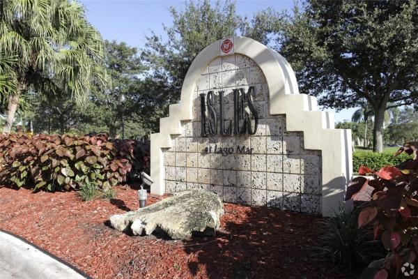 Isles At Lago Mar, 12730 Vista Isles Dr #812, Sunrise, Florida 33325, image 2
