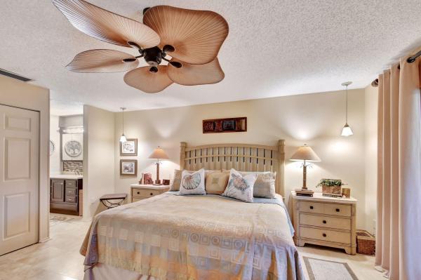 Strathmore Gate West, 494 Iron Forge Ct, Royal Palm Beach, Florida 33411, image 1