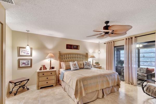 Strathmore Gate West, 494 Iron Forge Ct, Royal Palm Beach, Florida 33411, image 3
