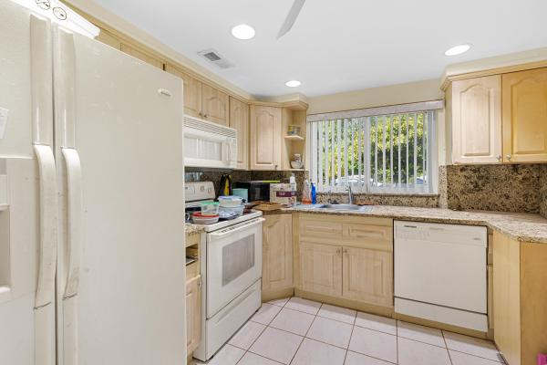 Sunrise Lakes 3, 9861 Sunrise Lakes Blvd #101, Sunrise, Florida 33322, image 2