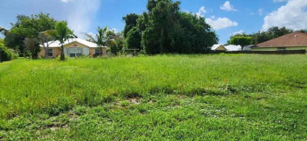 Lake Lucie Estates, 8245 Sandpine Cir, Port St. Lucie, Florida 34952, image 1