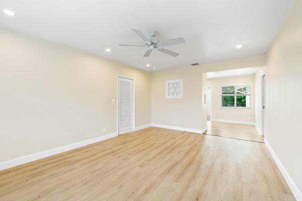 Lake Ridge, 1201 NE 18th Ave, Fort Lauderdale, Florida 33304, image 3