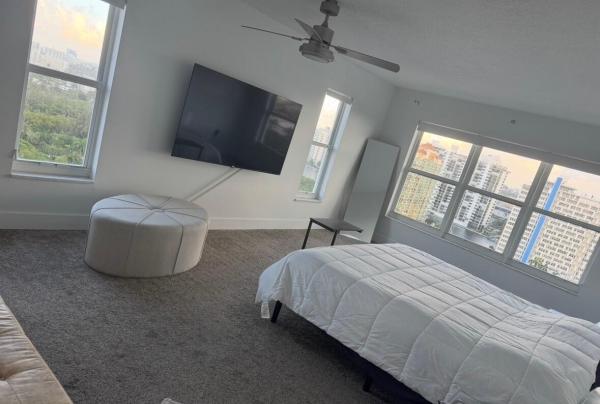 Carlton Tower, 3000 E Sunrise Blvd #17F, Fort Lauderdale, Florida 33304, image 3