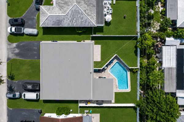 Gateway Villas, 229 SW 6th St, Boca Raton, Florida 33432, image 2