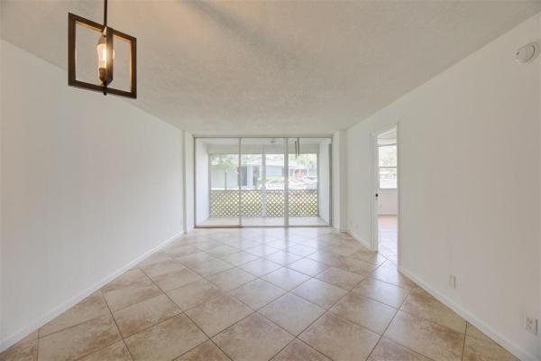 Royal Park, 113 Royal Park Dr #1H, Oakland Park, Florida 33309, image 2