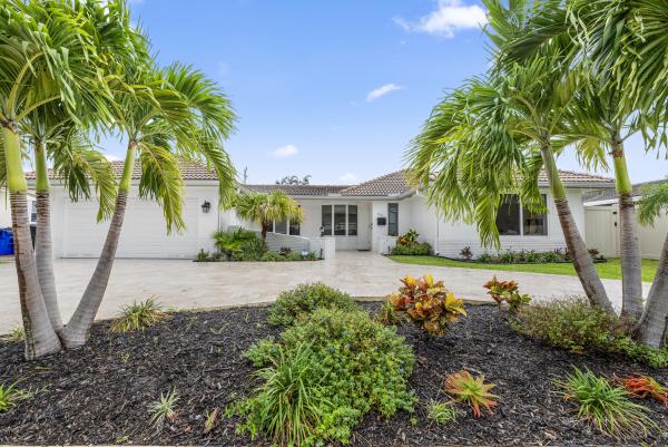 Imperial Point, 6351 NE 22nd Ave, Fort Lauderdale, Florida 33308, image 1