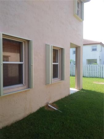 Chapel Cove, 19250 NW 12th Mnr, Pembroke Pines, Florida 33029, image 3