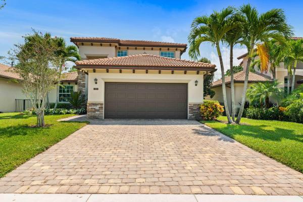 Stonewood Reserve, 7018 Limestone Cay Rd, Jupiter, Florida 33458, image 2