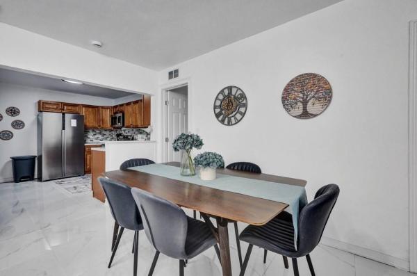 2001 Washington St, Hollywood, Florida 33020, image 3