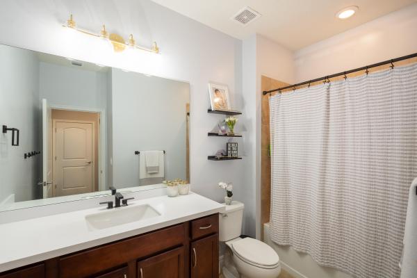 Oak Tree, 4486 Appleton Cir W, Oakland Park, Florida 33309, image 2