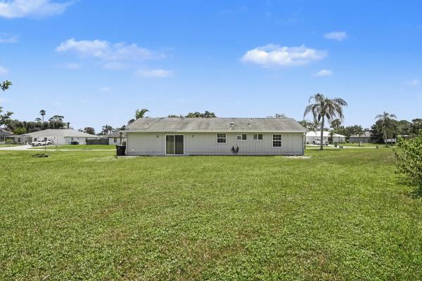 Floresta Pines, 502 NE Solida Cir, Port St. Lucie, Florida 34983, image 2