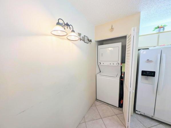 Evergreen, 7515 S Oriole Blvd #203, Delray Beach, Florida 33446, image 1