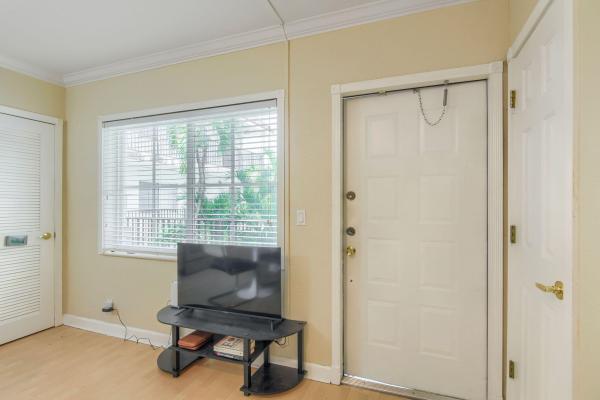 Gulfstream Of Las Olas, 924 SE 2nd St #25, Fort Lauderdale, Florida 33301, image 3