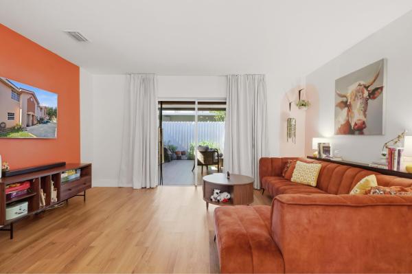 2359 W 74th St #1-102, Hialeah, Florida 33016, image 2