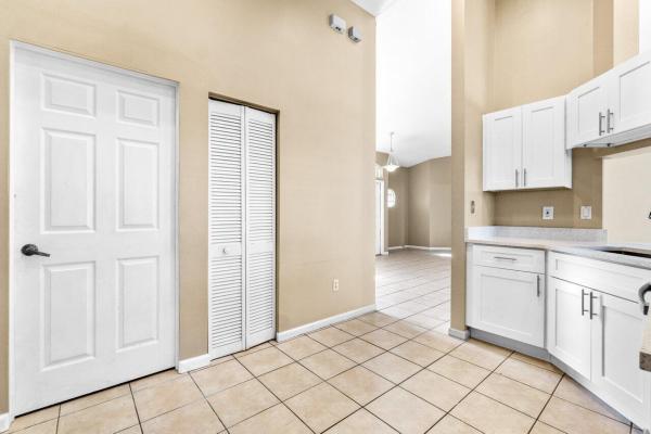 La Mancha, 273 Ponce De Leon St, Royal Palm Beach, Florida 33411, image 2