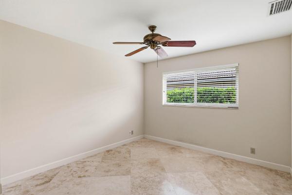 Colonnade At Glen Oaks, 4720 NW 28th Ave, Boca Raton, Florida 33434, image 2