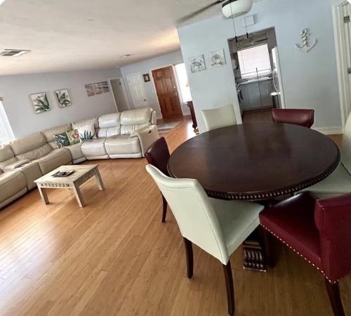 Terra Mar Island Estates, 1800 E Terra Mar Dr, Lauderdale By The Sea, Florida 33062, image 3