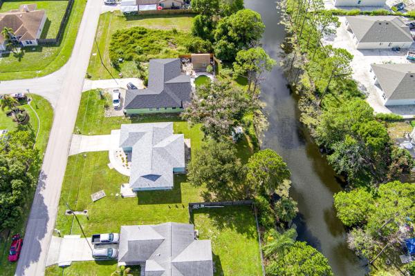662 SE Essex Dr, Port St. Lucie, Florida 34984, image 1