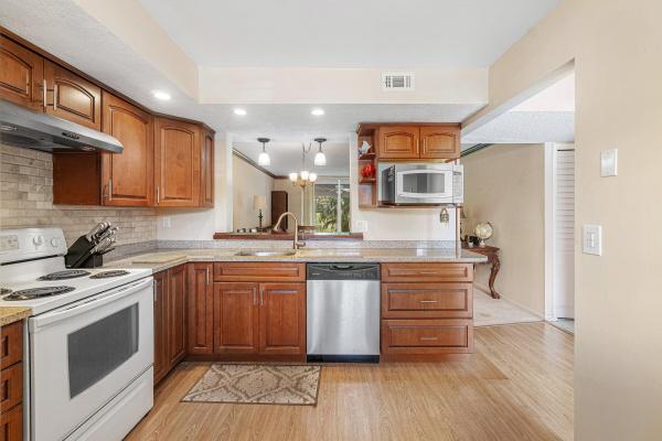 Palm Springs 2, 7610 NW 18th St #102, Margate, Florida 33063, image 2