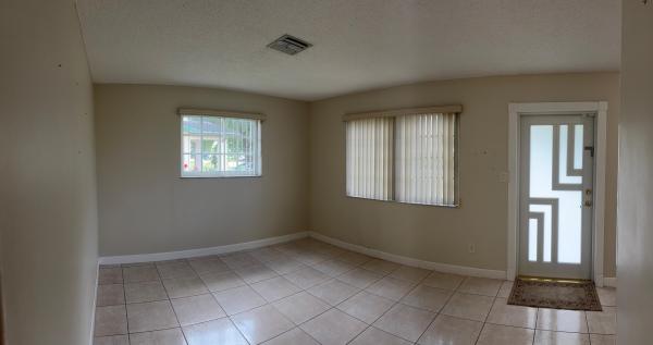 1117 NE 23rd St, Belle Glade, Florida 33430, image 2
