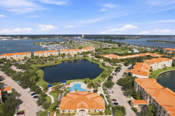 Harbour Isle West, 34 Harbour Isle Dr #PH05, Fort Pierce, Florida 34949, image 1