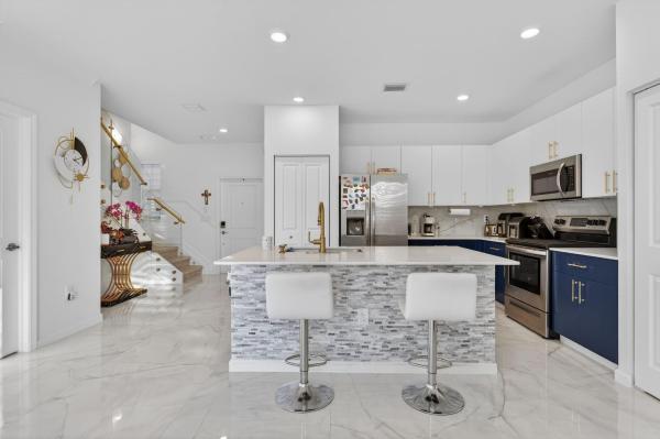 Sunset Trails, 4668 NW 120th Way, Coral Springs, Florida 33076, image 2