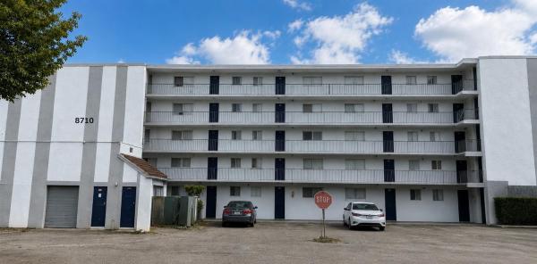 Lakeshore At University Park, 8710 N Sherman Cir #201, Miramar, Florida 33025, image 1