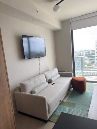 11 NE 6th St STREET #2215, Miami, Florida 33132, image 1