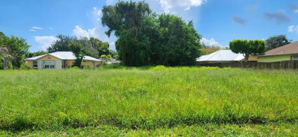 Lake Lucie Estates, 8247 Sandpine Cir, Port St. Lucie, Florida 34952, image 1