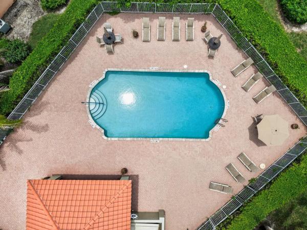 The Fairways At Heron Bay, 12522 NW 57th Ct #3, Coral Springs, Florida 33076, image 3