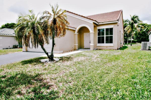Sierra Falls, 853 Sand Creek Cir, Weston, Florida 33327, image 3