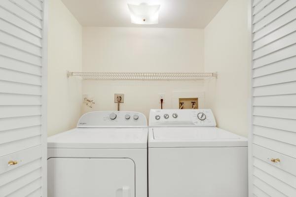 Winchester Courts, 4348 Hazel Ave #D, Palm Beach Gardens, Florida 33410, image 3