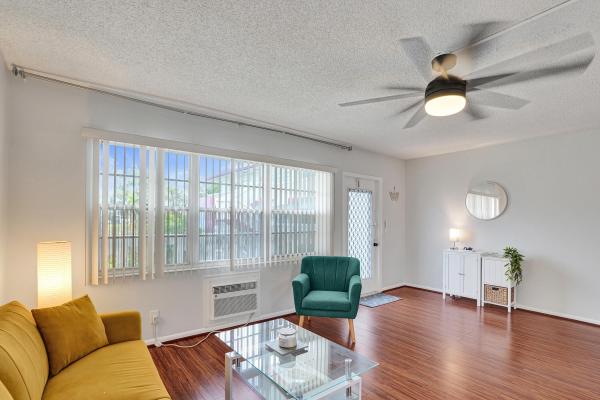 566 Fanshaw N, Boca Raton, Florida 33434, image 1