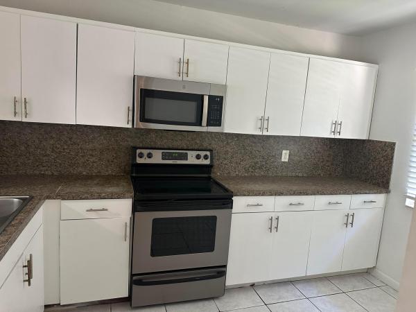 Woodbrooke, 931 SW 20th Ct, Delray Beach, Florida 33445, image 2