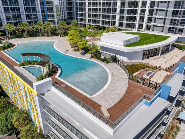 220 Lake Shore Dr DRIVE #1702, Lake Park, Florida 33403, image 1