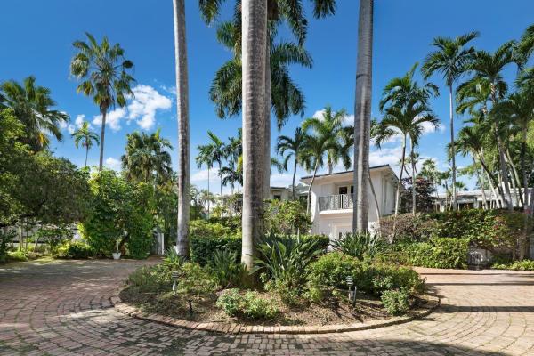 La Gorce Golf, 6000 N Bay Rd, Miami Beach, Florida 33140, image 1