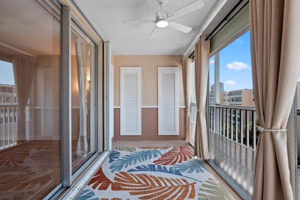Meadowbrook Towers, 620 NE 12th Ave #602, Hallandale Beach, Florida 33009, image 3