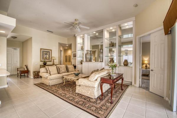 Carleton Oaks, 8907 Oldham Way, Palm Beach Gardens, Florida 33412, image 2