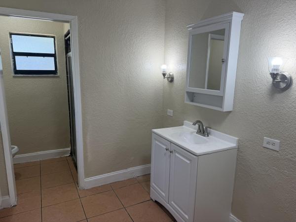 South Middle River, 1200 NW 7th Ter, Fort Lauderdale, Florida 33311, image 2