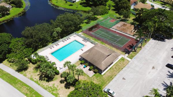 Stonehaven, 1808 Banyan Creek Cir N, Boynton Beach, Florida 33436, image 2